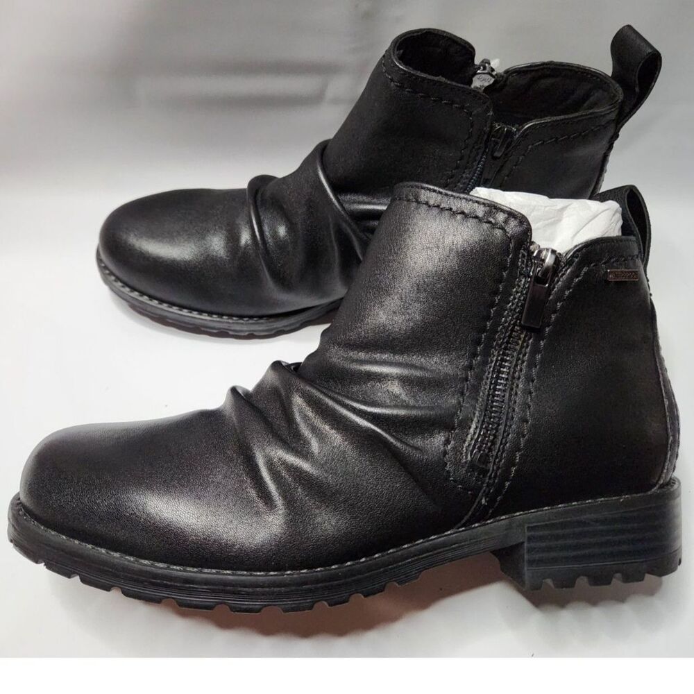 Clarks Aspra Walk Waterproof Boots — Women’s 8.5 — Black Leather